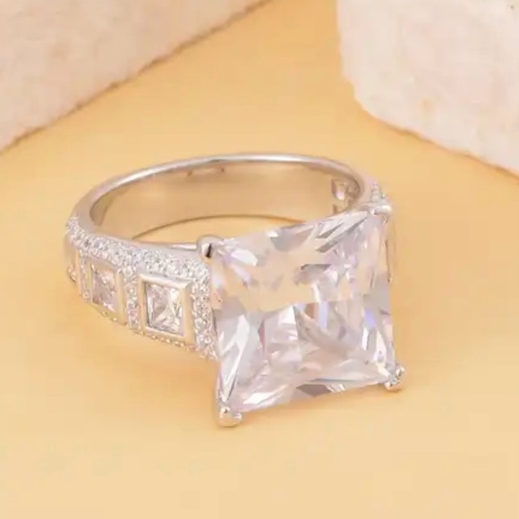 Lustro Stella Finest CZ Ring in Platinum over Sterling Silver.  NWT - Picture 1 of 10